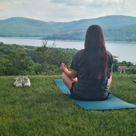 Eco St Ignatius еко лодж игнажден * Debelets (Varna)