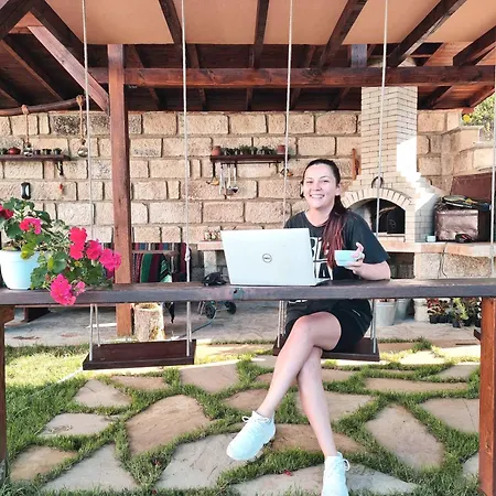 Eco St Ignatius еко лодж игнажден Debelets (Varna)