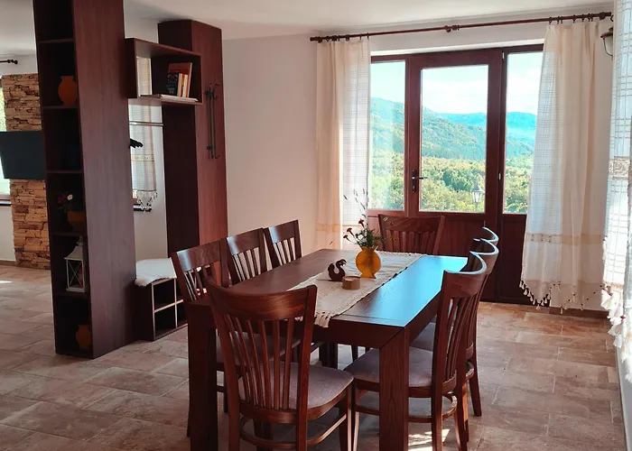 Eco St Ignatius еко лодж игнажден Villa