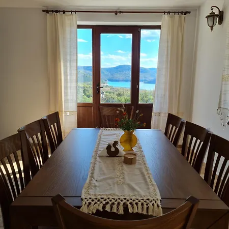 Eco St Ignatius еко лодж игнажден Debelets (Varna)